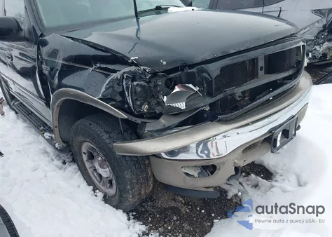 2001 Ford Expedition Eddie Bauer z USA, uszkodzony, nr VIN 1FMPU18L01LA54319